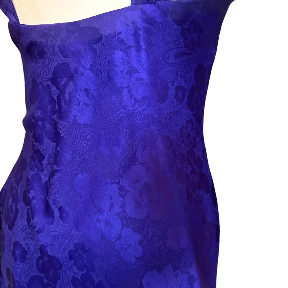 Vintage 2-piece Victoria Secret Lingerie Slip & Robe 🤩 - Picture 8 of 13